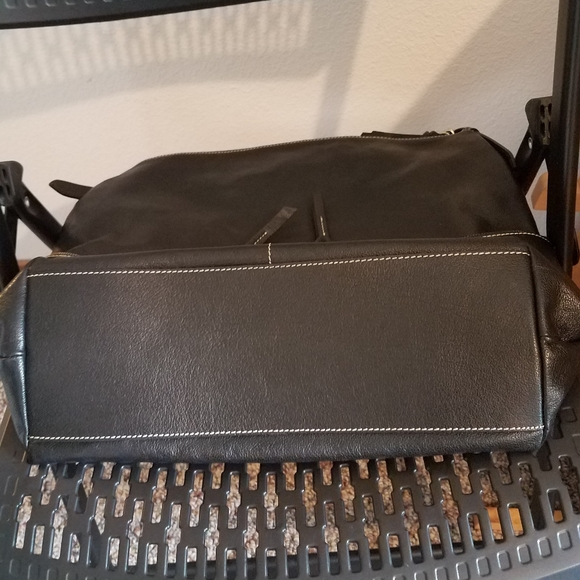 Dooney and Bourke Black Leather Purse - Picture 3 of 6